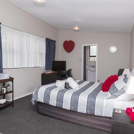 Quiet Boutique Generous Breakfast Hotel Palmerston North Eksteriør billede
